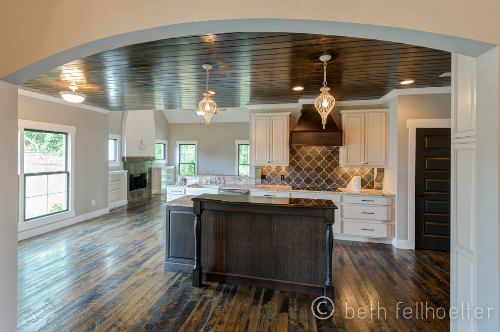 Trendy kitchen photo in Other