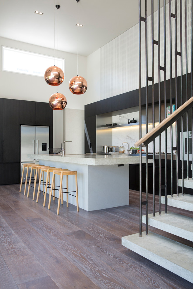Inspiration for a contemporary kitchen remodel in Auckland