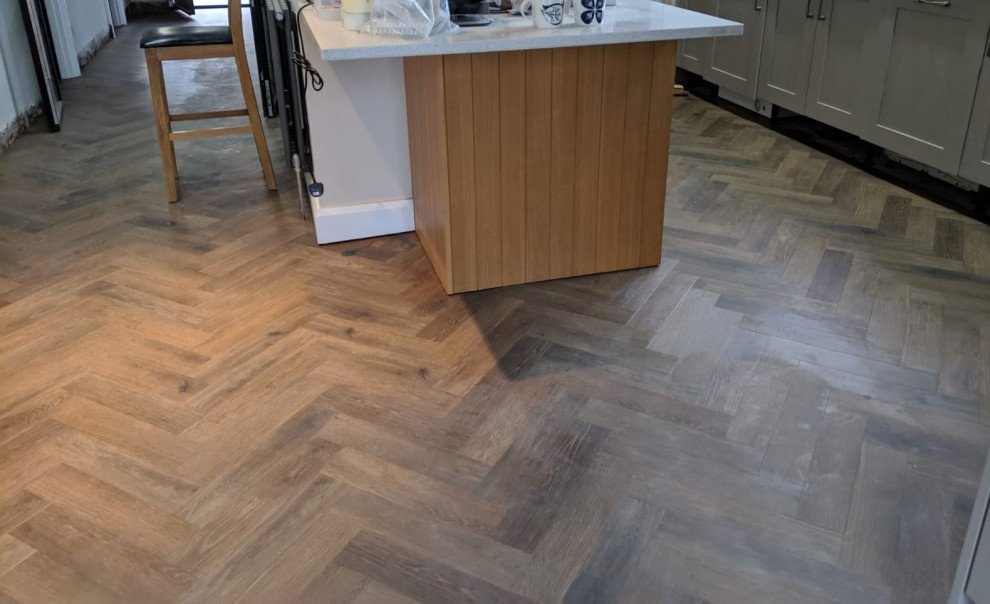 Heroic Amtico Spacia Contemporary Kitchen Hertfordshire by