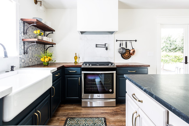 Farmhouse-Style Kitchen: Pictures, Ideas & Tips From HGTV