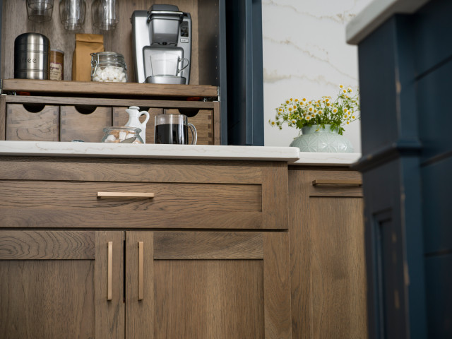 Hickory Blue Modern Farmhouse Kitchen With Beverage Station Center Cabinet S Country Minneapolis By Dura Supreme Cabinetry Houzz Ie