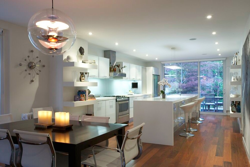 Hilton Residence Contemporary Kitchen Toronto by CORE
