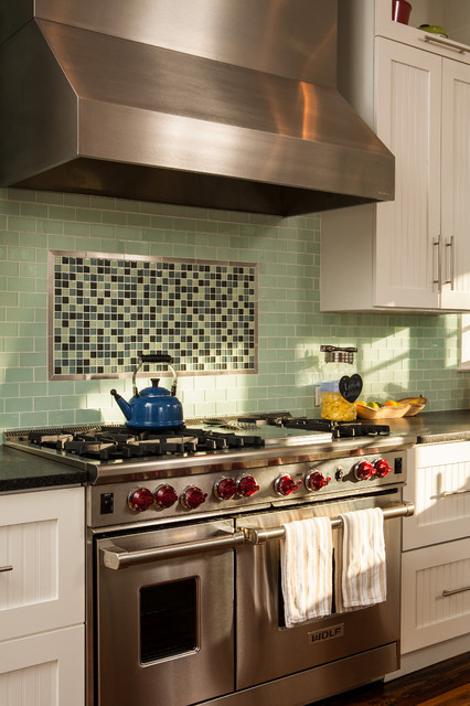 Kitchen Confidential: 8 Options for Your Range Backsplash