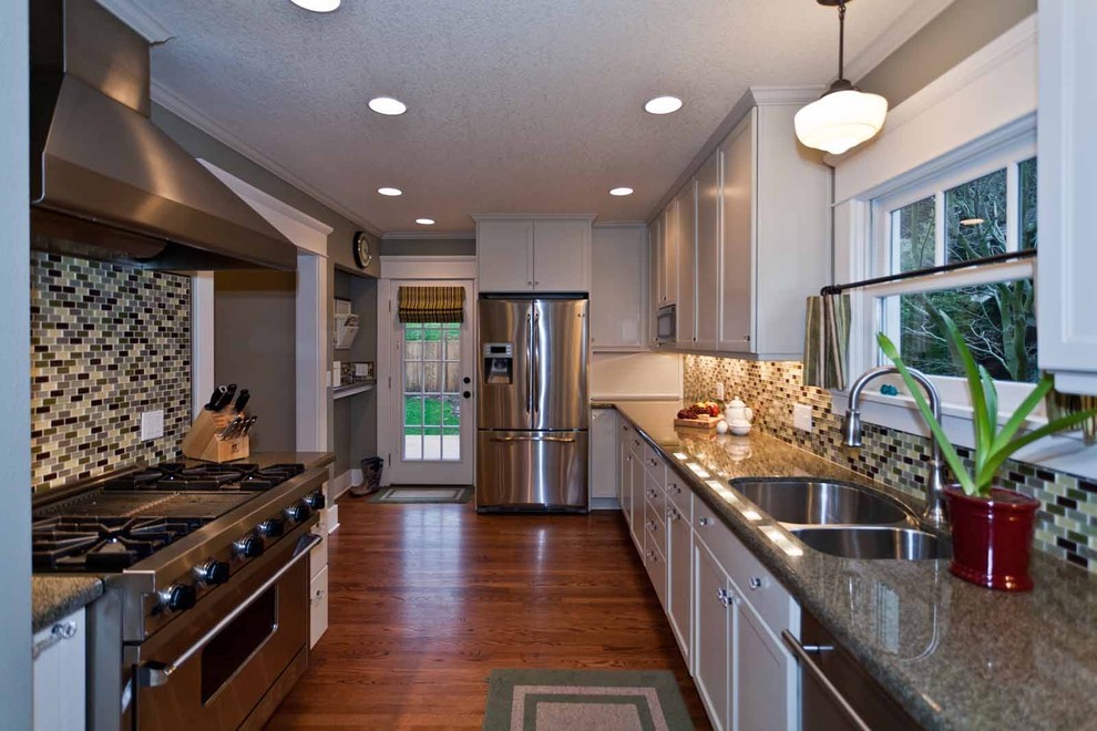 Hollywood Bungalow: Kitchen - Contemporary - Kitchen ...