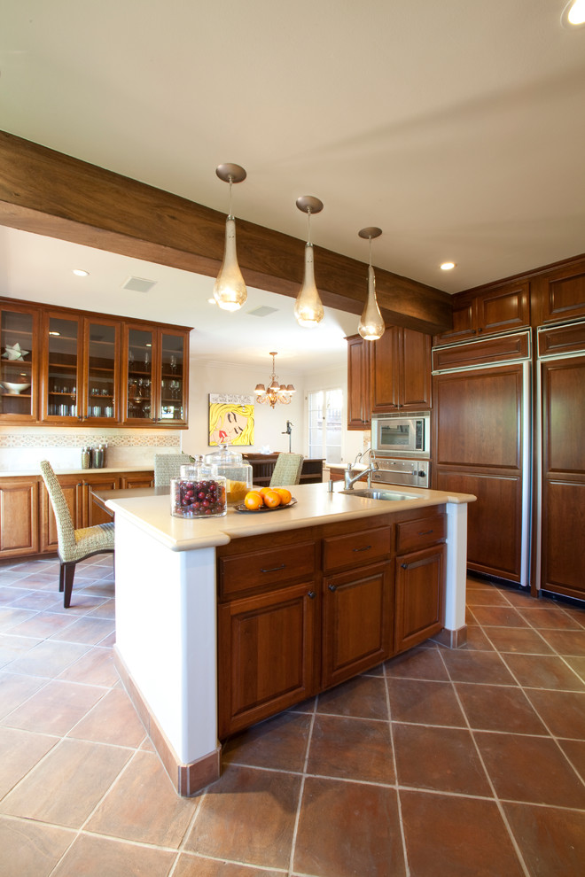 Kitchen - transitional kitchen idea in Los Angeles with paneled appliances
