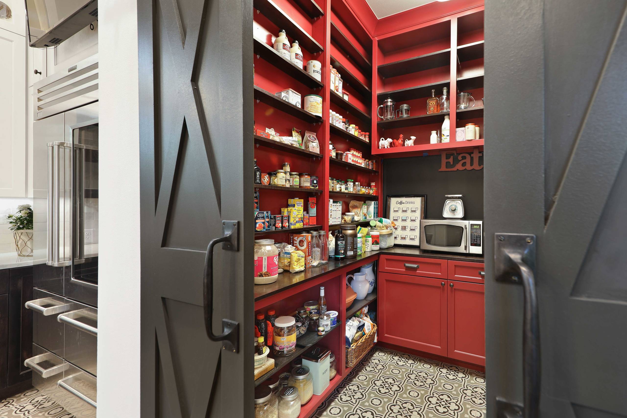 75 Small Red Kitchen Ideas You'll Love - January, 2024
