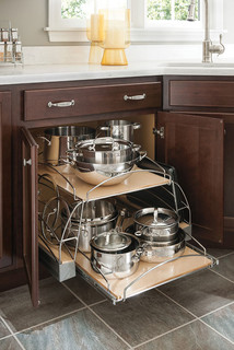 Base Pull Out Cabinet - Homecrest Cabinetry