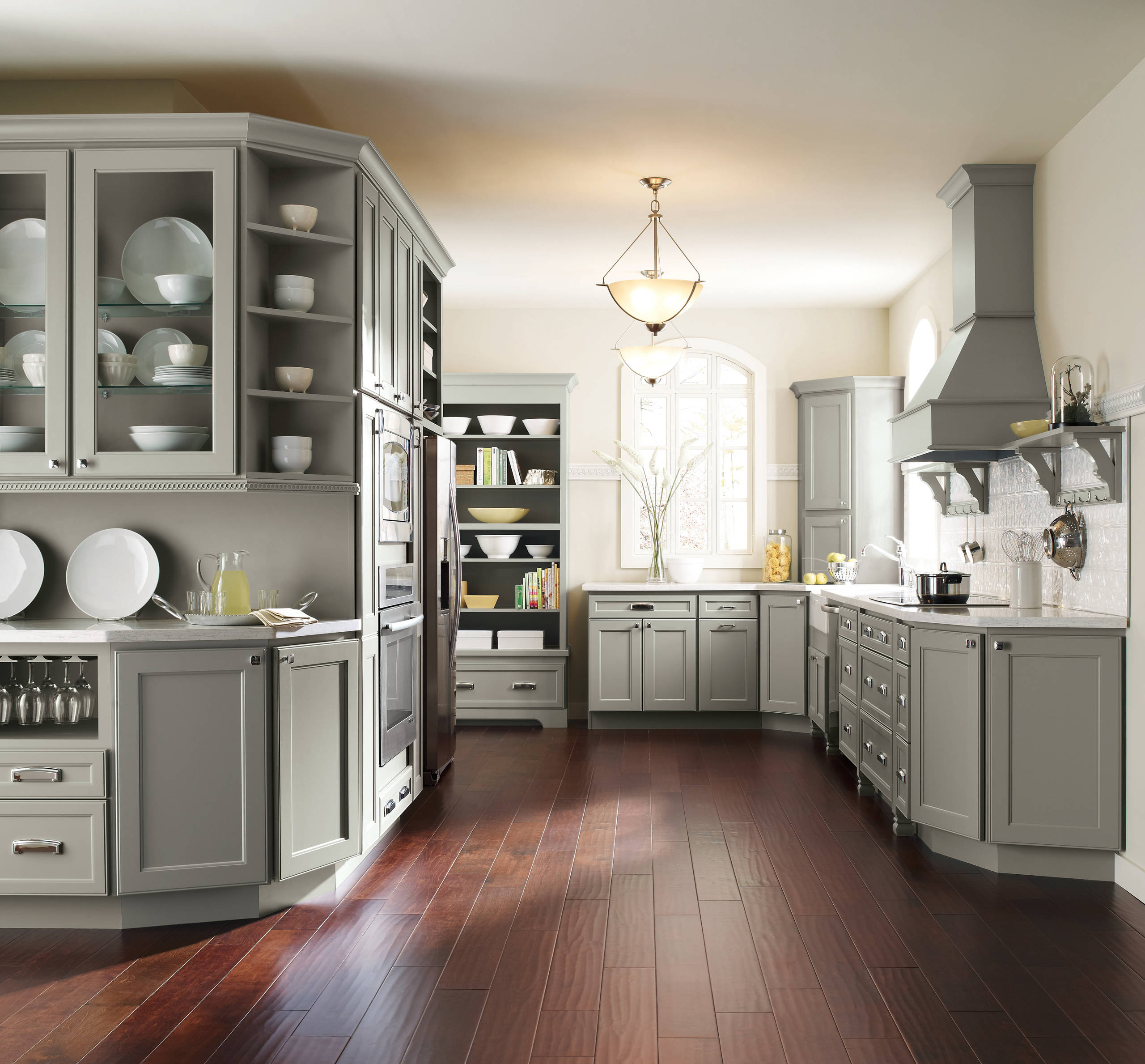 https://st.hzcdn.com/simgs/pictures/kitchens/homecrest-cabinetry-gray-kitchen-cabinets-masterbrand-cabinets-inc-img~7571bc84041b5a37_14-9966-1-fba46af.jpg