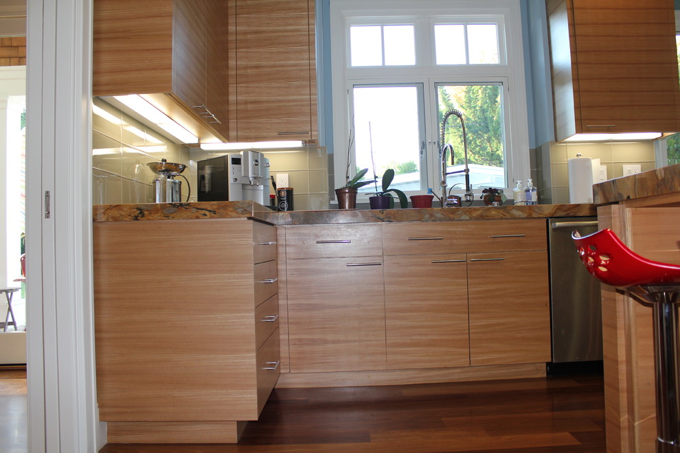Horizontal Grain - Modern - Kitchen - San Francisco - by Roth Wood