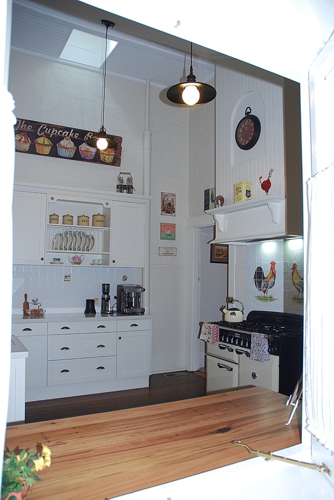 Hornsby English Country Traditional Kitchen Sydney by The