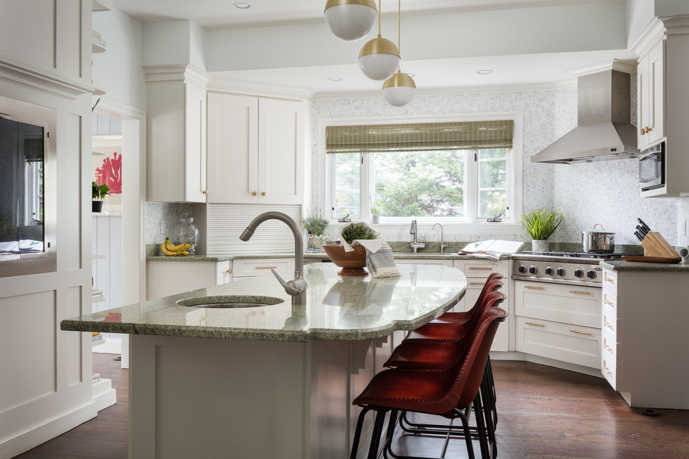 Large trendy kitchen photo in New York with an island