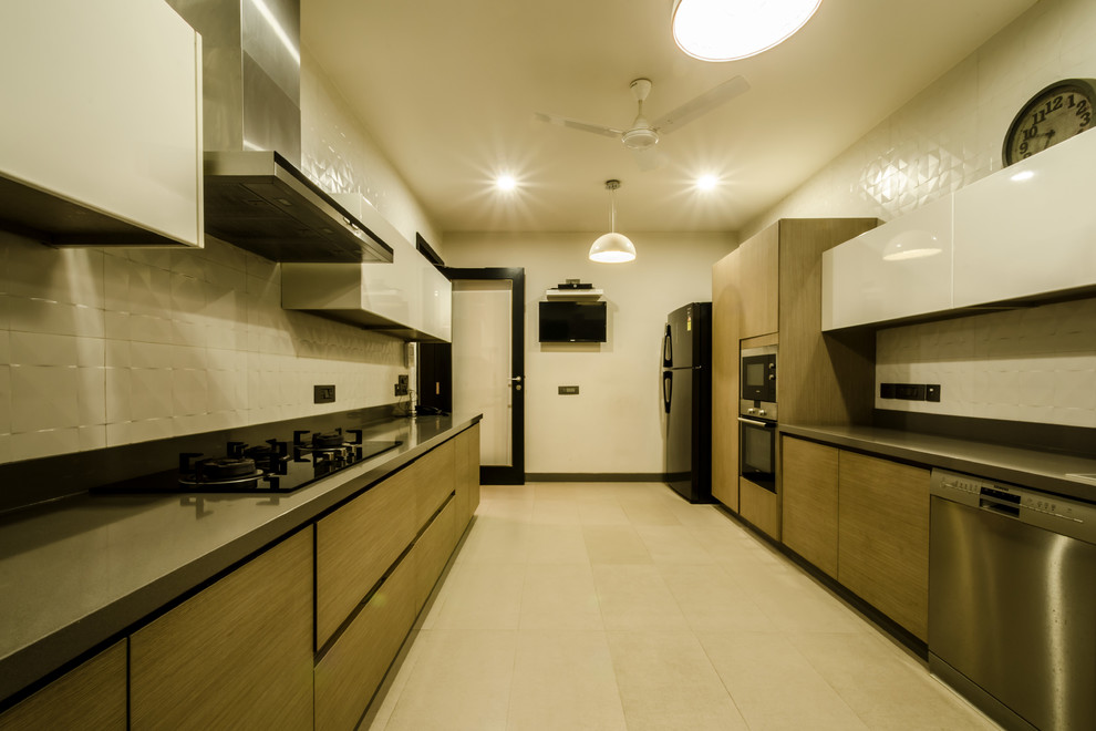 Photo of a contemporary kitchen in Delhi.