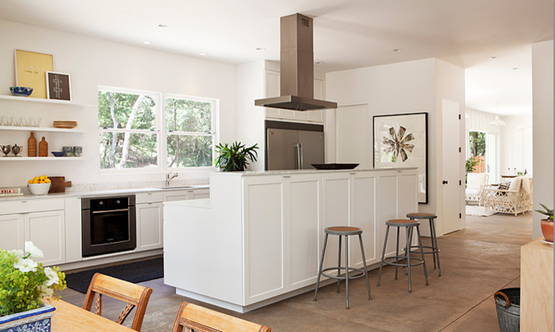 Example of a country kitchen design in San Francisco