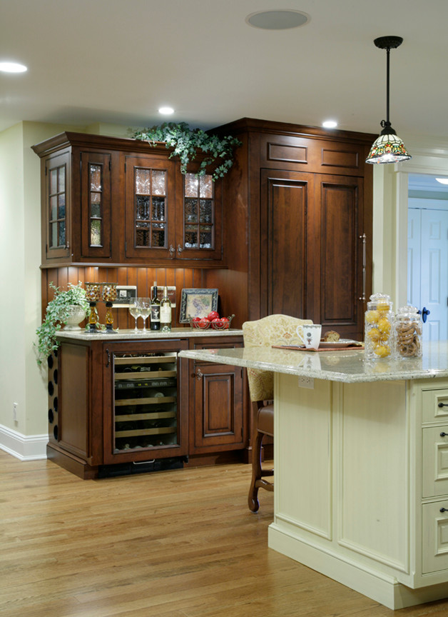 Huntington Remodel Traditional Kitchen New York by Sterling
