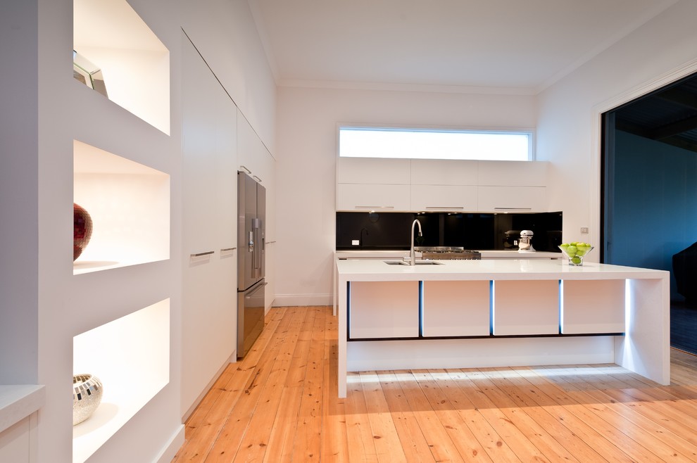 Photo of a modern kitchen in Adelaide.