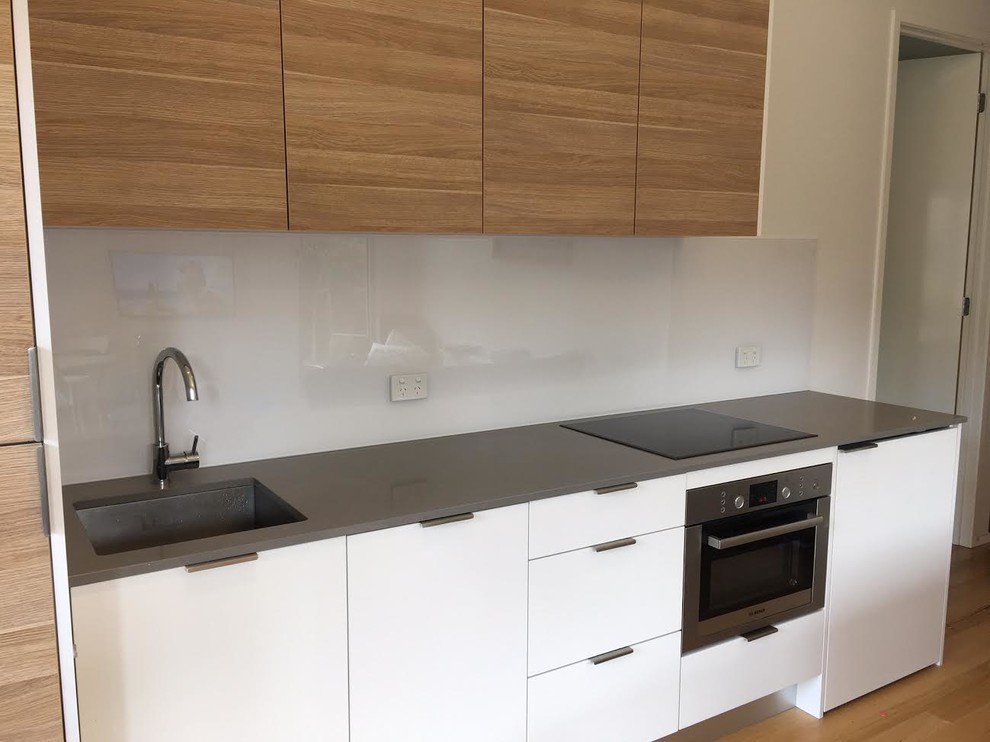 Ice Queen White Kitchen Splashbacks Kitchen Geelong by Innovative