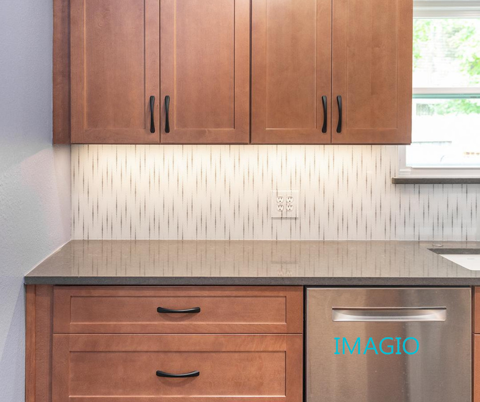 IMAGIO Custom Grey Solid Glass Panel Kitchen Backsplash Traditional