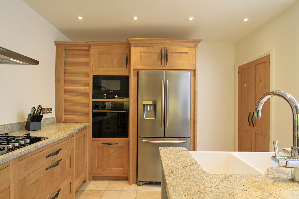 In-Frame Oak & Painted Shaker Kitchen in Parma Grey - Contemporary