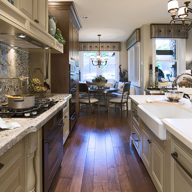 In The Kitchen With Paula Pahlisch Homes Inc Img~4ba1595e0f078dca 4 2740 1 C7c56d9 