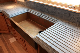 https://st.hzcdn.com/simgs/pictures/kitchens/indianapolis-soapstone-the-stone-studio-img~2e4155f10096c16c_3-2691-1-383c619.jpg