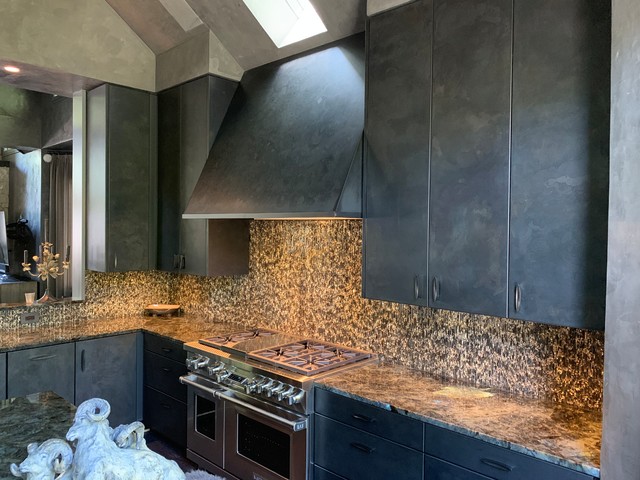 Industrial with a Gothic twist - Industriel - Cuisine - Denver - par ...