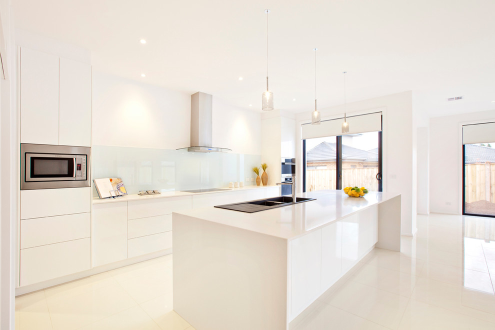 Insignia Project Contemporary Kitchen Melbourne by Ballarat
