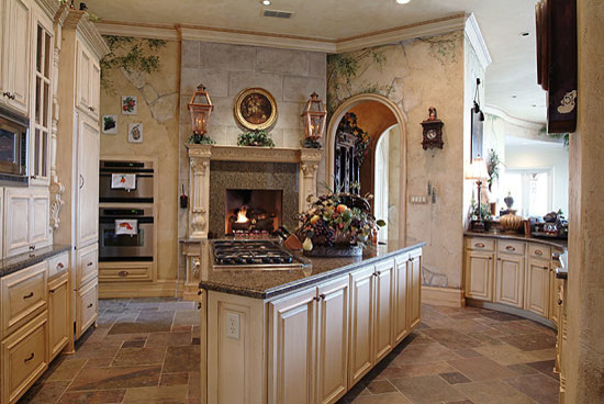 Свежая идея для дизайна: кухня в викторианском стиле - отличное фото интерьера