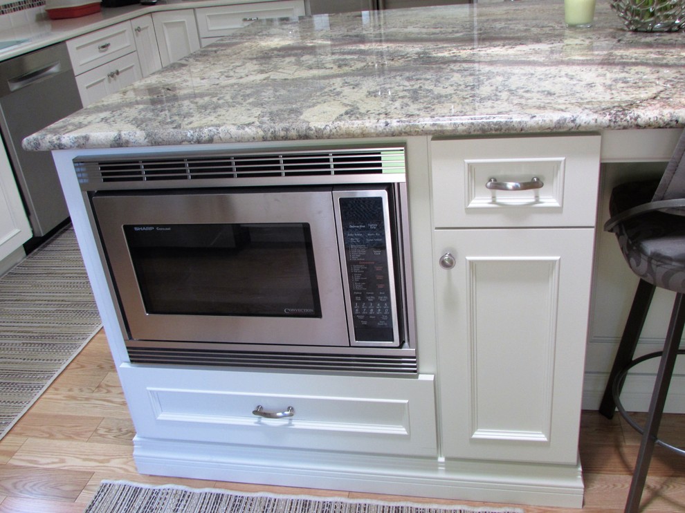 Island With Built In Sharp Microwave Transitional Kitchen New
