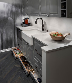 Gorgeous two story kitchen, granite countertops, pendant lighting, blue  mosaic backsplash tile, g…