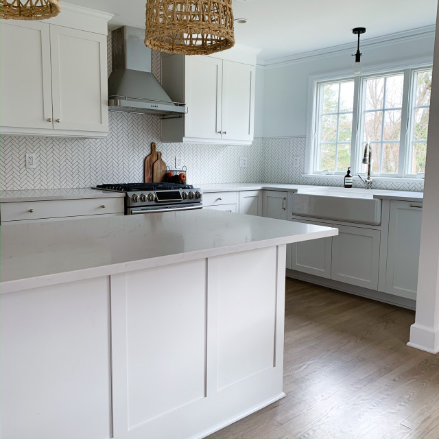 Jennifer S Kitchen Traditional Kitchen New York By Scherr S Cabinets Doors Inc Houzz Uk