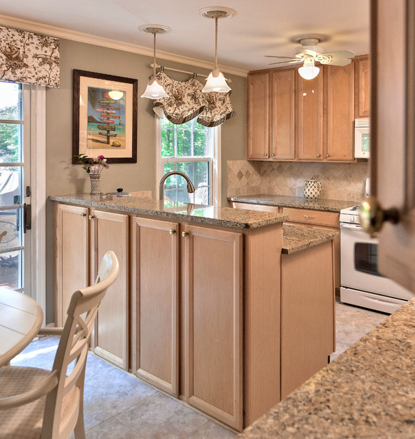 Jenny S Kitchen American Traditional Kitchen Dc Metro By Kathy Tufts Beyond Design Inc Houzz