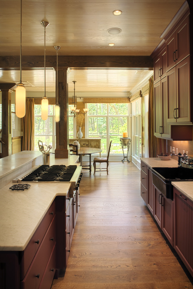 Inspiration for a classic kitchen in Atlanta.