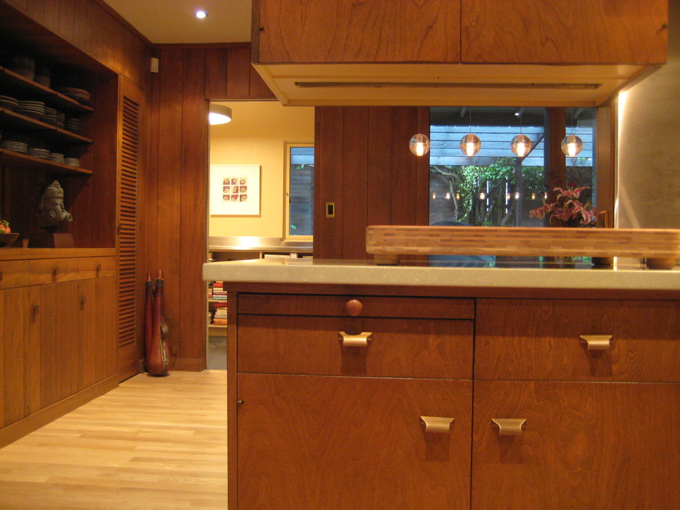 Example of a 1960s kitchen design in Portland