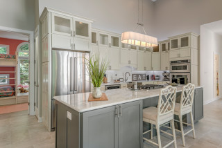 75 Kitchen With Beige Cabinets Ideas You'Ll Love - May, 2023 | Houzz