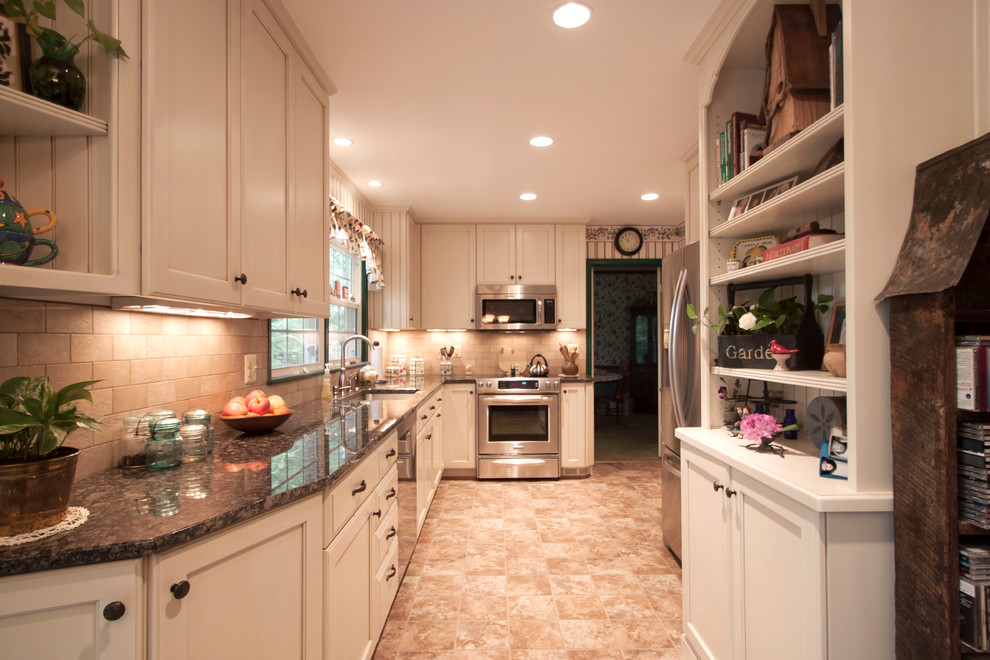 Kenilworth Kitchen 1 Traditional Kitchen DC Metro by Cameo