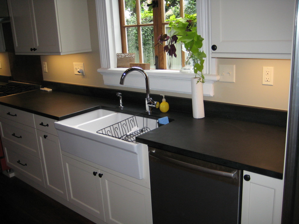 Kitchen Absolute Black Honed granite - Transitional ...