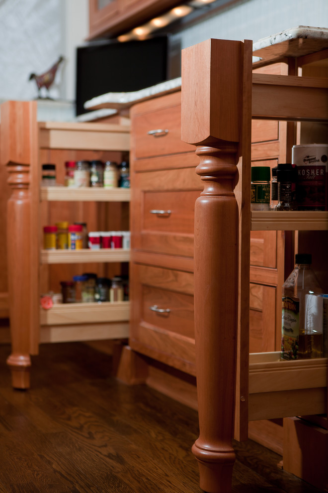 Kitchen & Bath Design Traditional Kitchen Atlanta by Insidesign