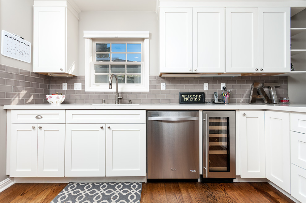 Design ideas for a classic kitchen in Orange County.