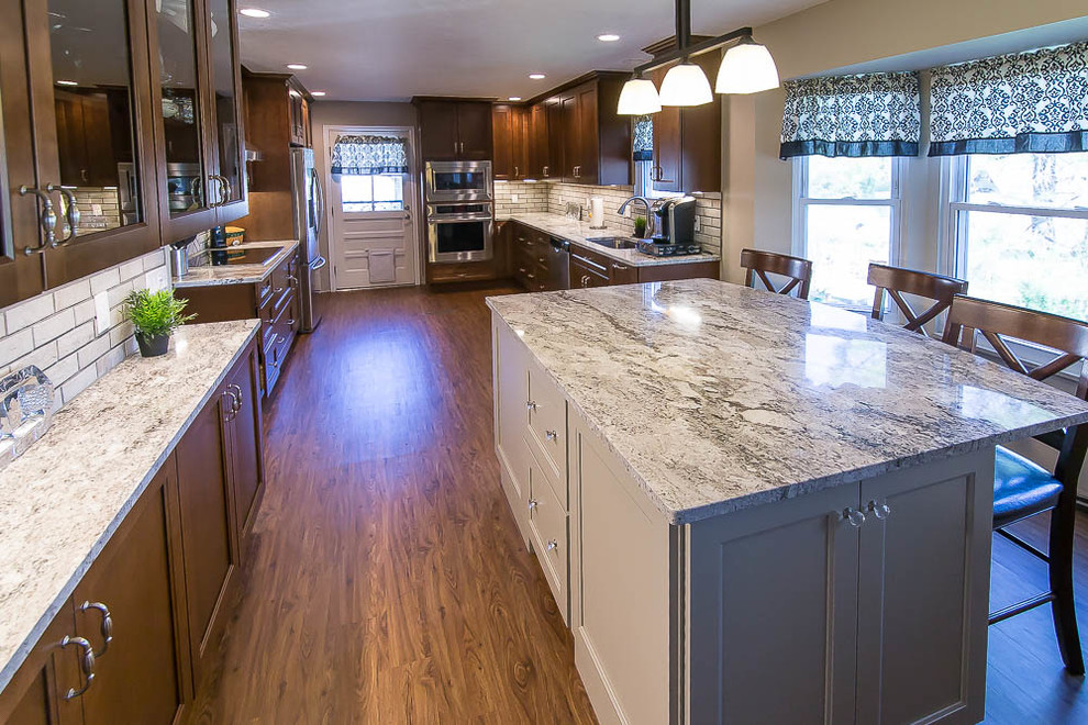 Kitchen & Great Room Amazing use of long narrow spaces