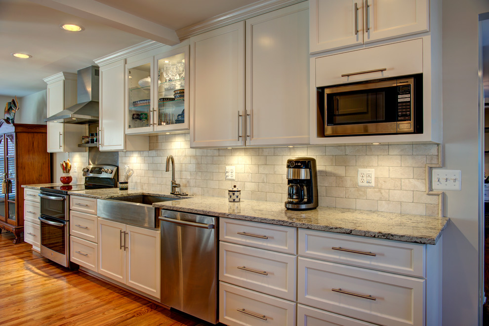 Photo of a classic kitchen in DC Metro.