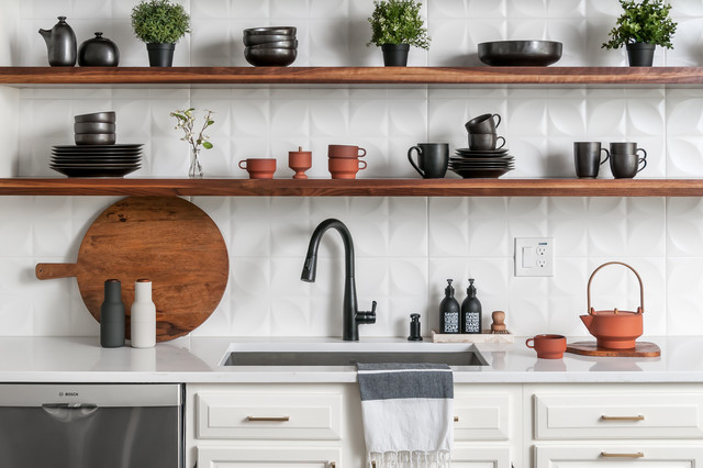 Kitchen Backsplash and Walnut Floating Shelves - Scandinavian - Kitchen -  Atlanta - by Tunde Decor, LLC | Houzz UK
