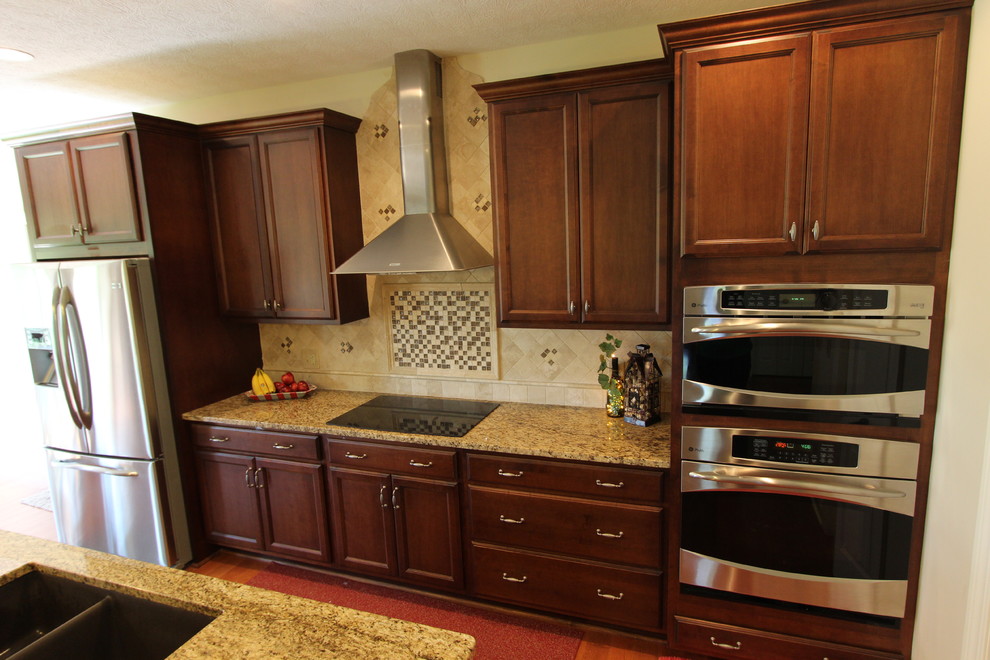 Kitchen Cabinets Medina, OH - Traditional - Kitchen ...