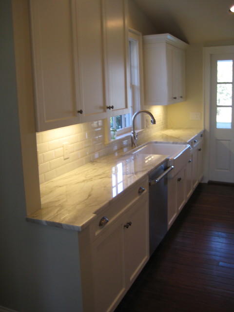 Kitchen Calacatta Gold Marble Clásico Cocina Nueva Orleans De Labruyere Stone Houzz 1746