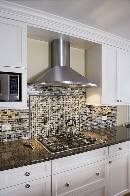 Kitchen Chimney Hood & Backsplash Detail - Contemporary - Kitchen - Chicago  - by Great Rooms Designers & Builders | Houzz