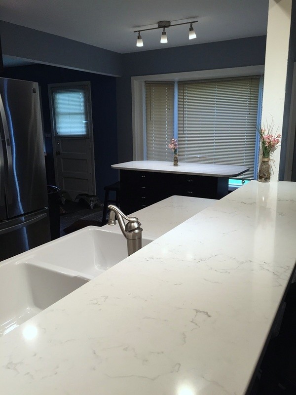 Kitchen Countertops Kitchen Chicago by Optimum Granite & Marble