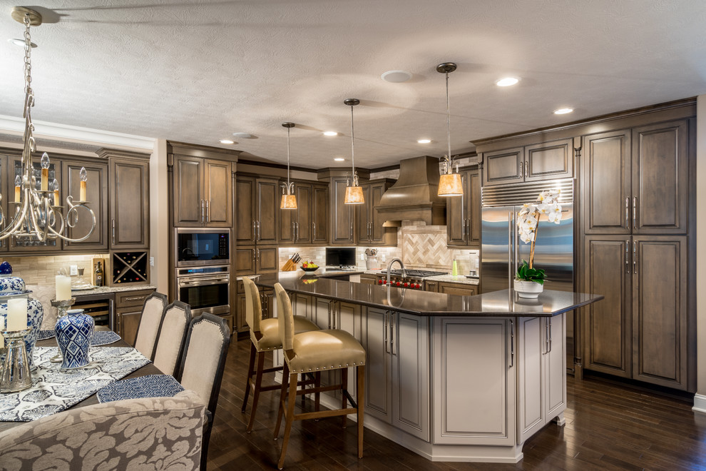 Kitchen Den Master Bath Second Bath Powder Room And Loft Traditional Kitchen Other By North Shore Kitchen Design Center