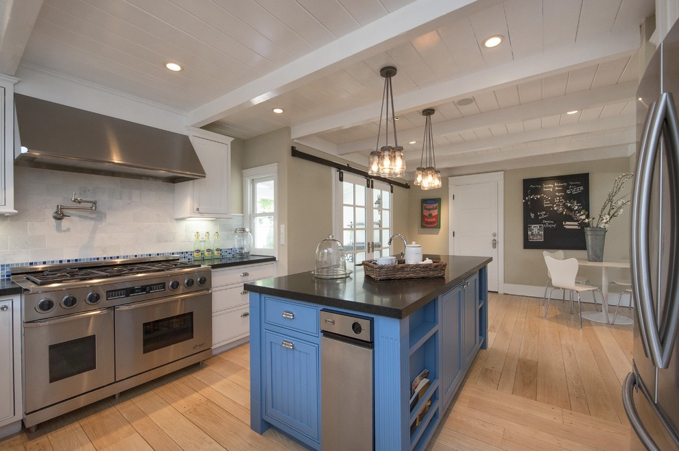 Traditional kitchen in San Francisco with stainless steel appliances.