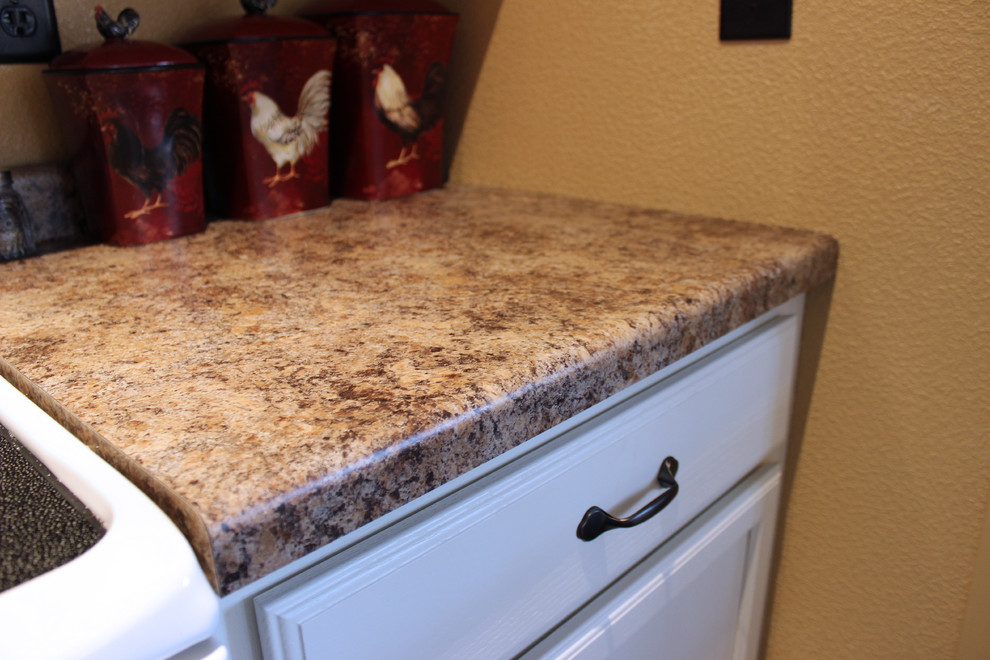 Kitchen Design: Mid Continent Cabinetry, Formica Butterum Granite-look  Counter - Traditional - Kitchen - Other - by Braun Building Center | Houzz
