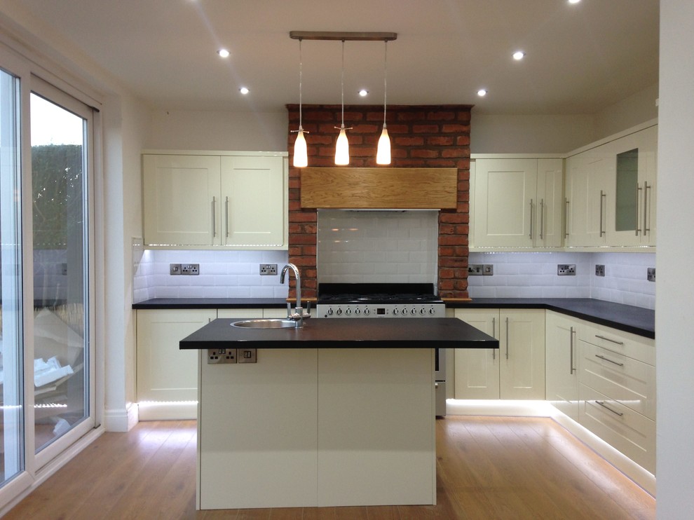 KitchenDiner Transformation Greasby, Wirral Kitchen Other by D