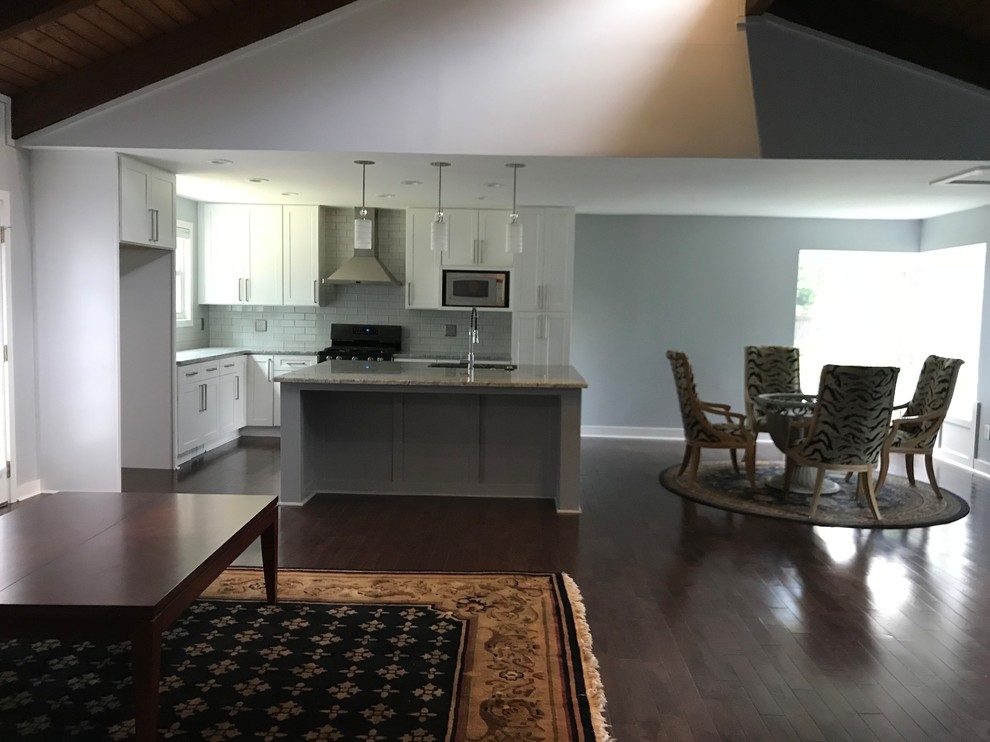 Kitchen/dining/great room renovation Modern Kitchen Atlanta by